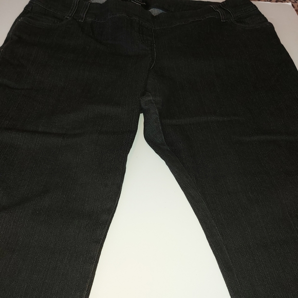 Black boot cut jeans - Picture 1 of 10